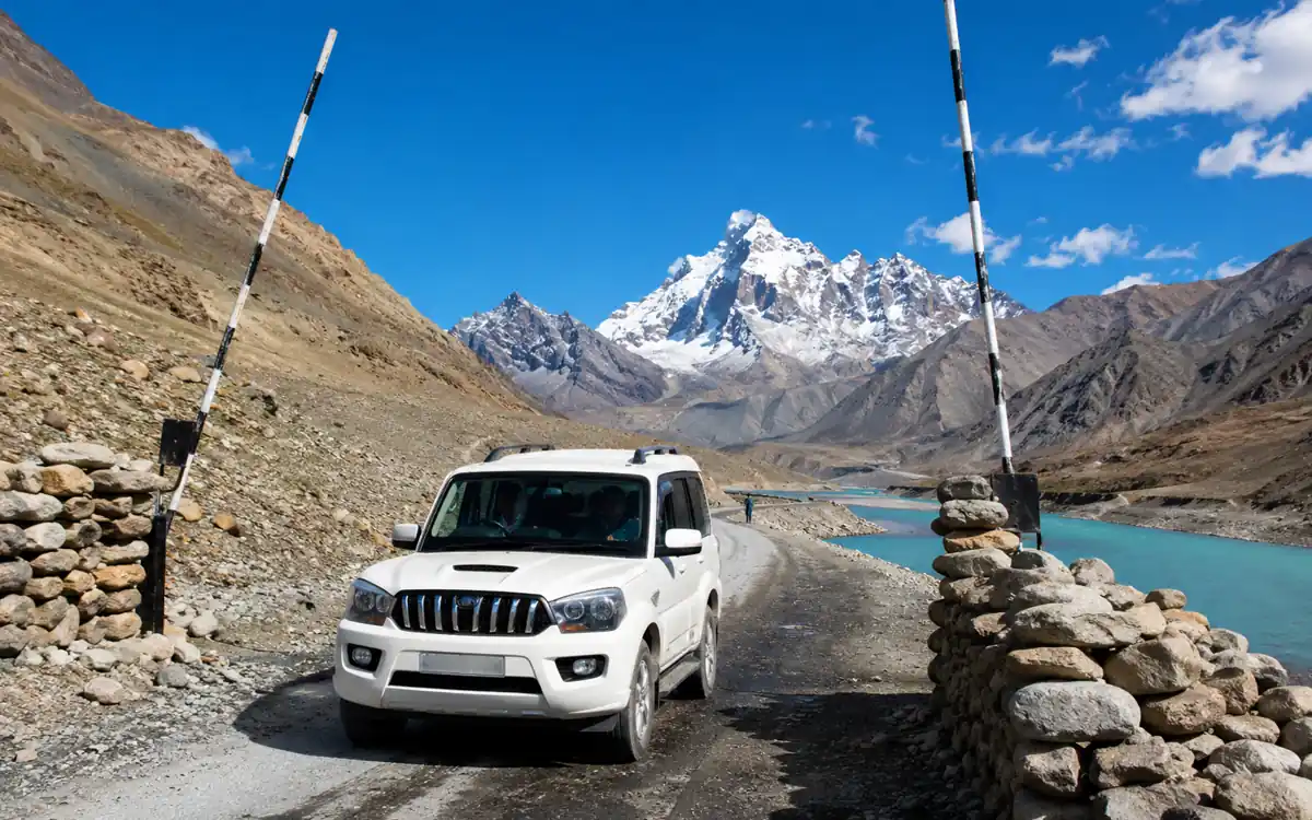 Inner Line Permit for Adi Kailash and Om Parvat – mountain road and travel scenery in Uttarakhand