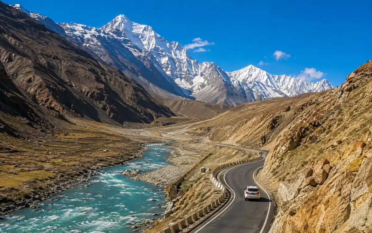Adi Kailash and Om Parvat: route and permit status – mountain road and travel scenery in Uttarakhand
