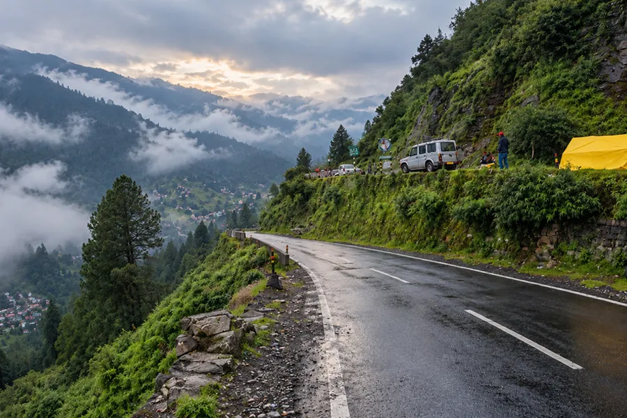 Kathgodam to Nainital hill route in Uttarakhand