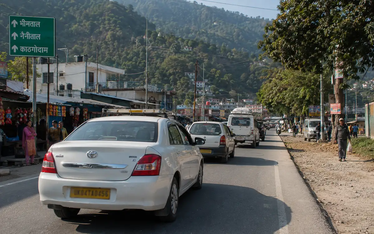 Popular routes from Kathgodam – mountain road and travel scenery in Uttarakhand